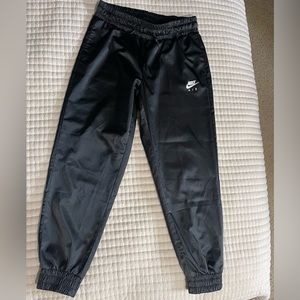 Nike joggers - size medium